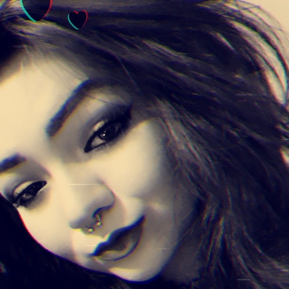 Meet your Posher, Skhilur - Picture 2 of 5